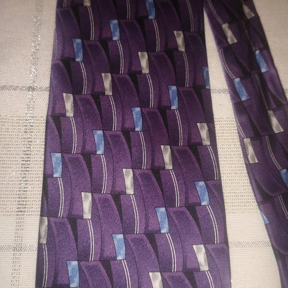George Mens Silk Tie Necktie Purple Blue White Geometric Squares 58 X 3 "